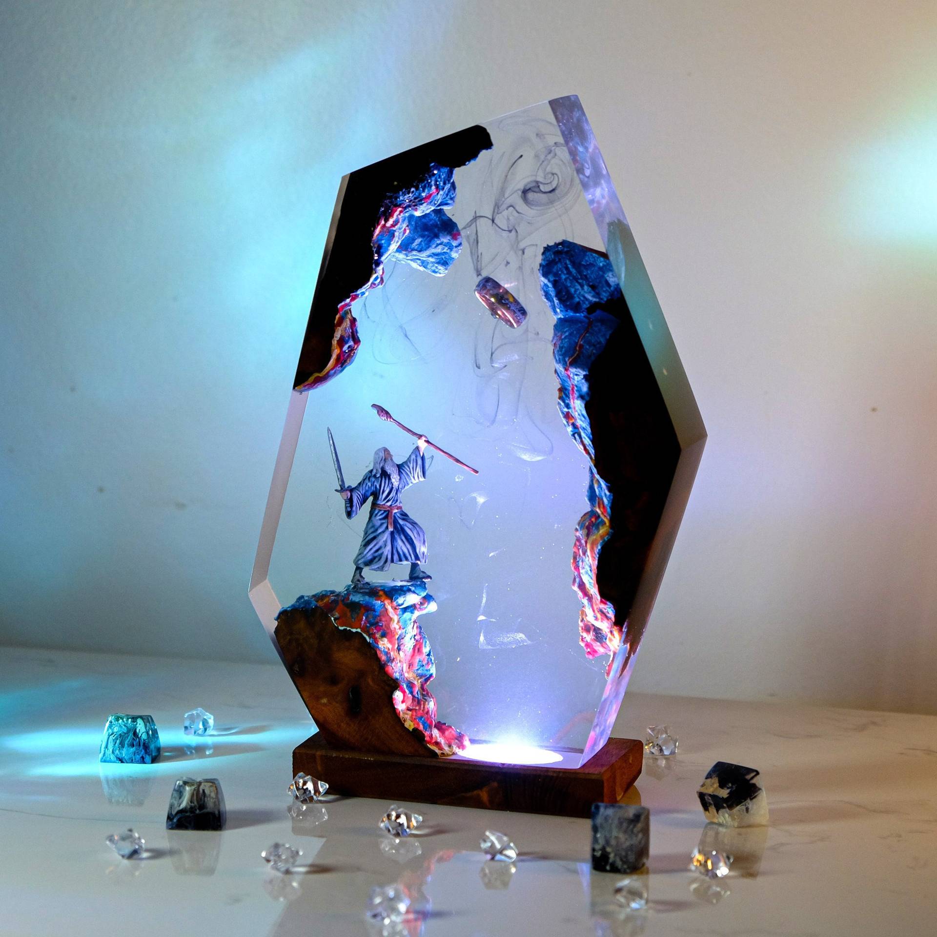 Movie Scence Figure Table Resi - đánh giá và giá Home Office Decor